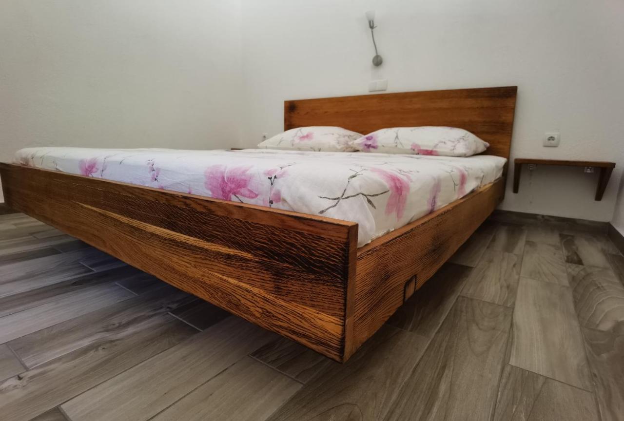 Holiday Homes Sintija Kampor Dış mekan fotoğraf