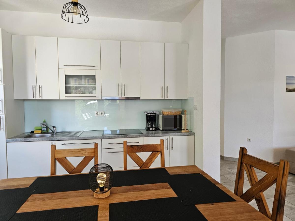 Holiday Homes Sintija Kampor Dış mekan fotoğraf